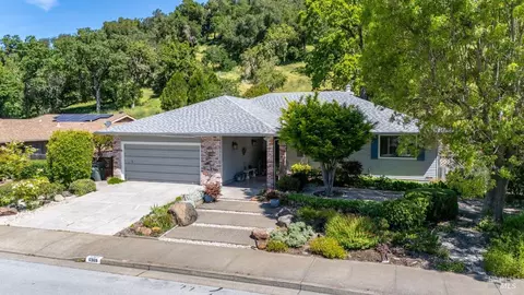 6369 Stone Bridge Rd, Santa Rosa, CA 95409