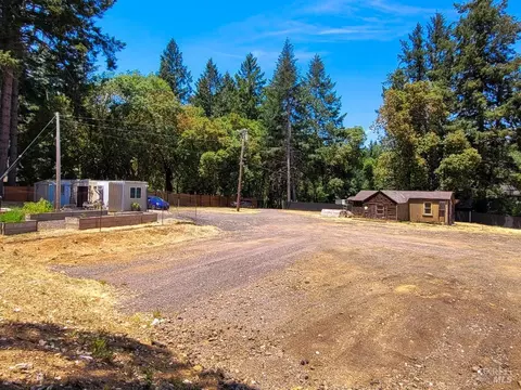 2240 Hilltop Rd, Willits, CA 95490 photo 16