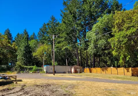 2240 Hilltop Rd, Willits, CA 95490 photo 10