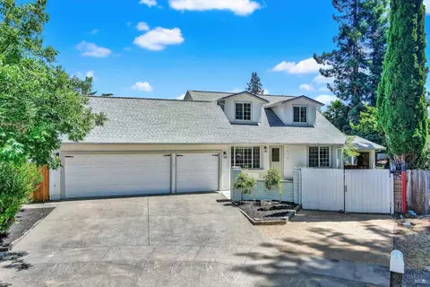 4413 Dove Ct, Napa, CA 94558