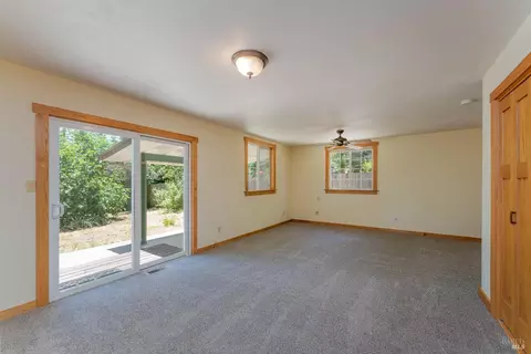 1575 Crane Rd, Ukiah, CA 95482 photo 17