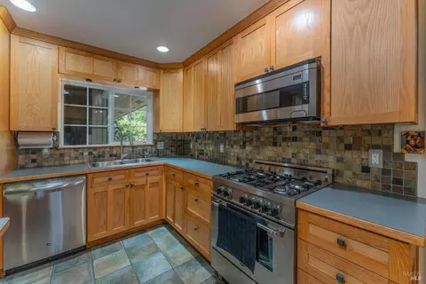 1575 Crane Rd, Ukiah, CA 95482 photo 11