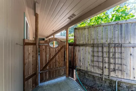 1575 Crane Rd, Ukiah, CA 95482 photo 37