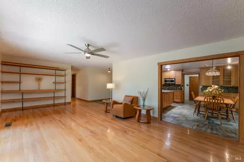 1575 Crane Rd, Ukiah, CA 95482 photo 6