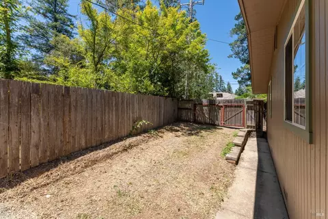 1575 Crane Rd, Ukiah, CA 95482 photo 29