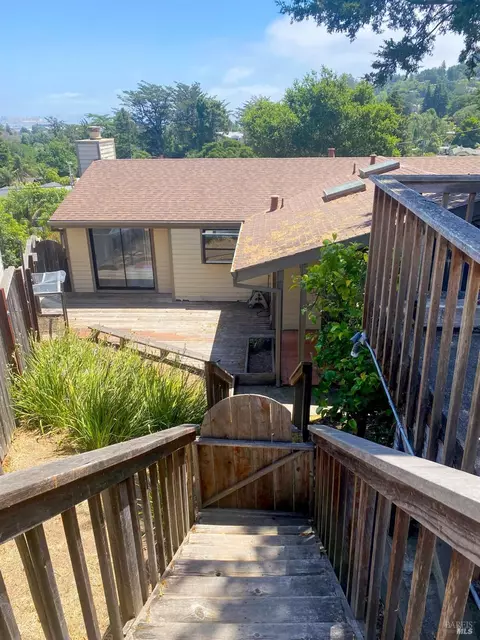 300 Corte Madera Ave, Corte Madera, CA 94925 photo 2