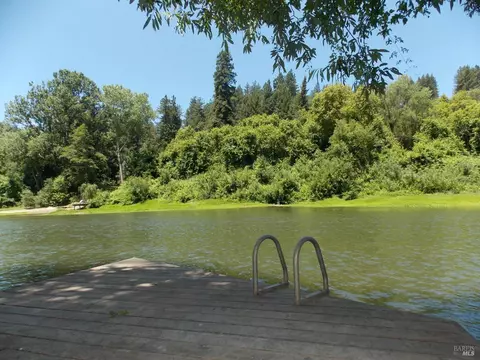 15910 Riverlands Rd, Guerneville, CA 95446