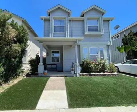 4028 Louis Krohn Dr, Santa Rosa, CA 95407