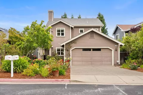 19 Madera Del Presidio Dr, Corte Madera, CA 94925