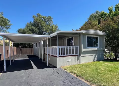 77 Goya Dr, Fairfield, CA 94534