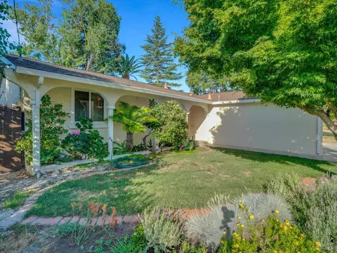 2220 Olympic Dr, Martinez, CA 94553 photo 3