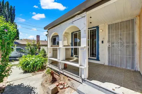 621 Grant St, Vallejo, CA 94590 photo 3