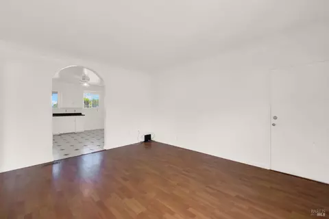 621 Grant St, Vallejo, CA 94590 photo 8
