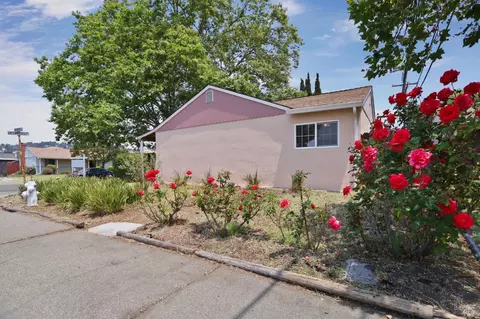 407 Greenwood St, Vallejo, CA 94591 photo 4