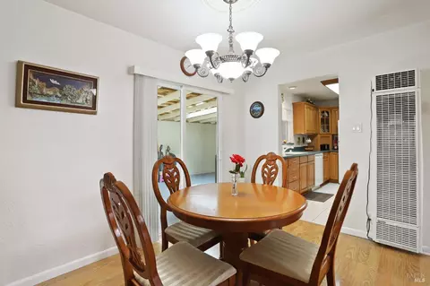 407 Greenwood St, Vallejo, CA 94591 photo 13