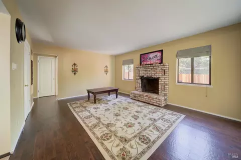 712 Elmwood Ave, Vallejo, CA 94591 photo 4