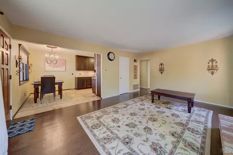 712 Elmwood Ave, Vallejo, CA 94591 photo 6