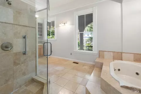 Bath - 95 Magee Ave, Mill Valley, CA 94941 photo 2 of 4
