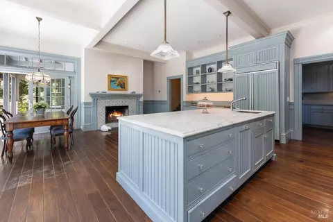 Kitchen - 95 Magee Ave, Mill Valley, CA 94941 photo 4 of 6