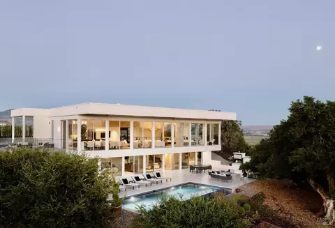 1460 Foster Rd, Napa, CA 94558