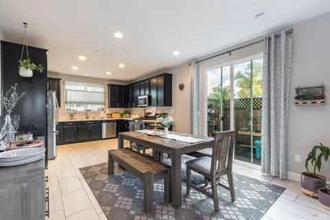2046 Eva St, Napa, CA 94559 photo 6