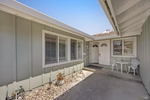 51 San Carlos Way, Novato, CA 94945