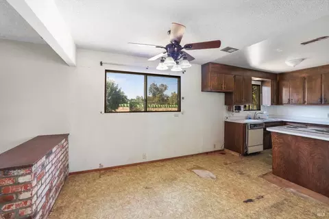 7310 Pine Haven Ln, Vacaville, CA 95688 photo 58