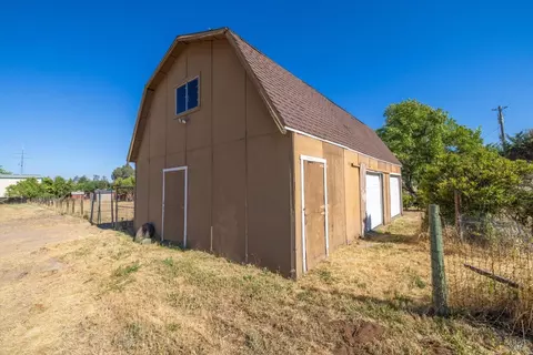 7310 Pine Haven Ln, Vacaville, CA 95688 photo 25