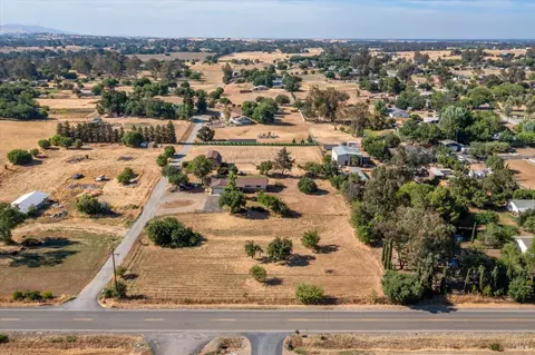 7310 Pine Haven Ln, Vacaville, CA 95688 photo 45