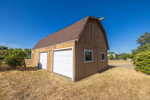 7310 Pine Haven Ln, Vacaville, CA 95688 photo 19