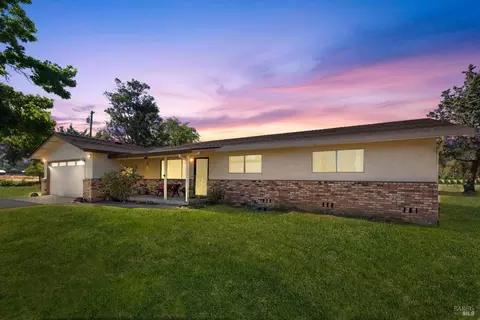 7310 Pine Haven Ln, Vacaville, CA 95688