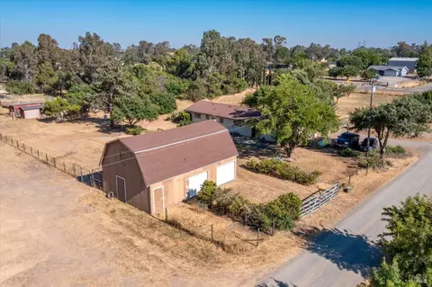 7310 Pine Haven Ln, Vacaville, CA 95688 photo 12