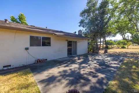 7310 Pine Haven Ln, Vacaville, CA 95688 photo 27
