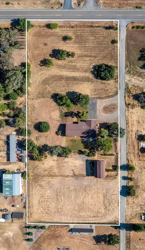 7310 Pine Haven Ln, Vacaville, CA 95688 photo 3