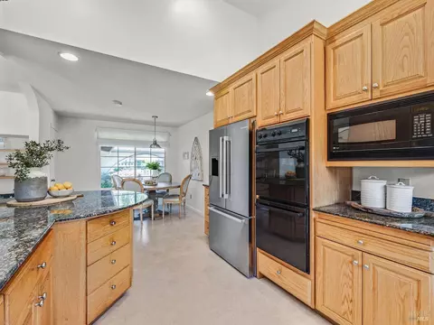 3911 Campolindo Dr, Moraga, CA 94556 photo 12