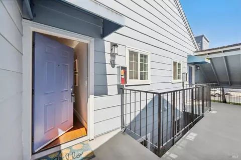 317 Lighthouse Dr, Vallejo, CA 94590 photo 3