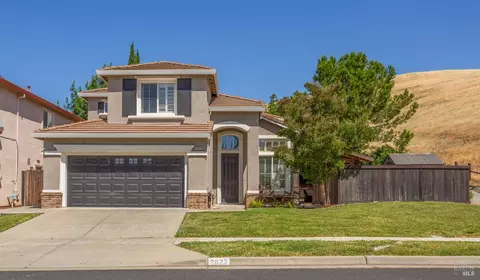 2822 Rockridge Dr, Fairfield, CA 94534