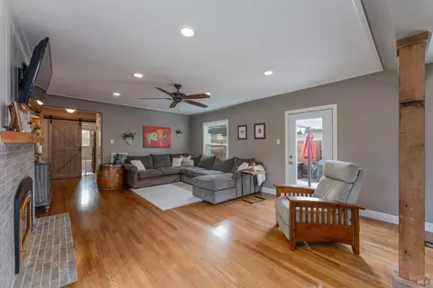 602 W Mill St, Ukiah, CA 95482 photo 10