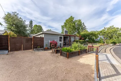 602 W Mill St, Ukiah, CA 95482 photo 32