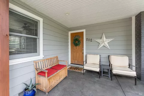602 W Mill St, Ukiah, CA 95482 photo 4