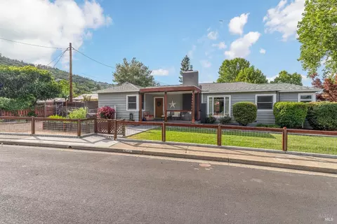 602 W Mill St, Ukiah, CA 95482 photo 2
