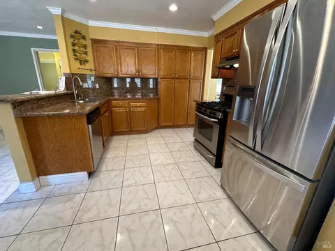 1230 Locust Dr, Vallejo, CA 94591 photo 9