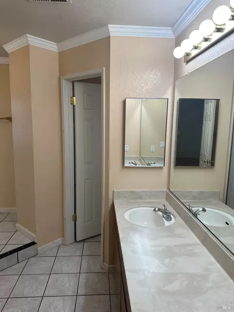1230 Locust Dr, Vallejo, CA 94591 photo 31