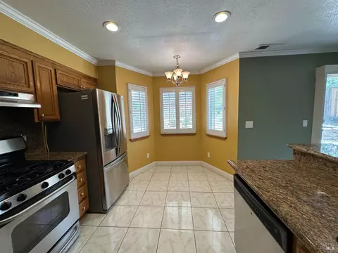 1230 Locust Dr, Vallejo, CA 94591 photo 8