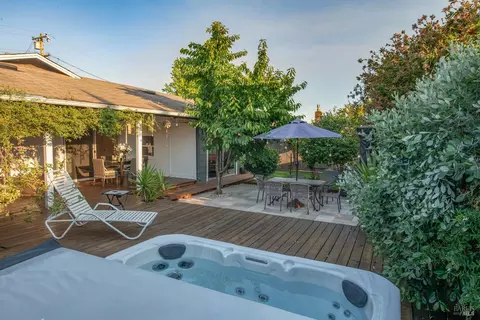 757 Heather Ln, Sonoma, CA 95476 photo 2
