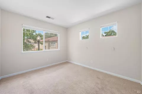 745 Marsh Pl, Fairfield, CA 94533 photo 27