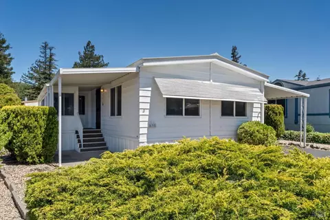 535 Sonoma Dr, Petaluma, CA 94954