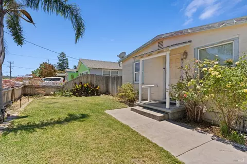 915 Veale Ave, Martinez, CA 94553 photo 5