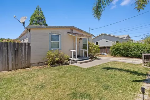 915 Veale Ave, Martinez, CA 94553 photo 4