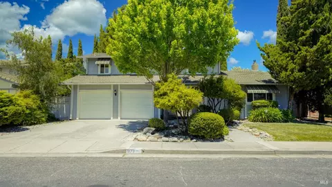 978 Coventry Ln, Fairfield, CA 94533 photo 2